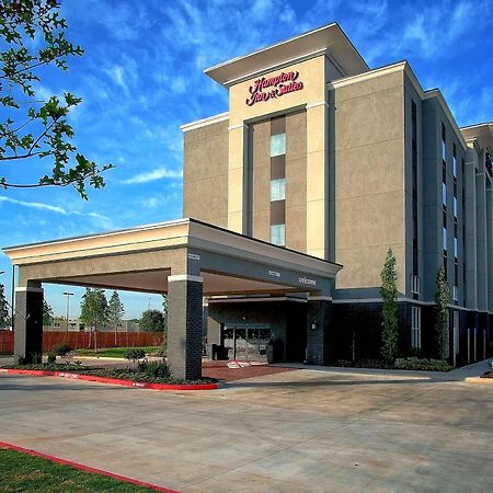 Hampton Inn & Suites-Moore Exterior photo